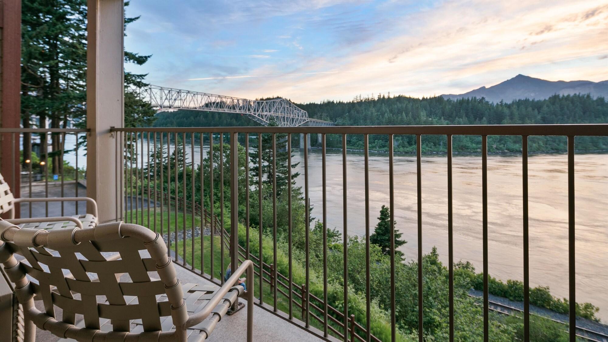Best Western Plus Columbia River Inn Cascade Locks Dış mekan fotoğraf